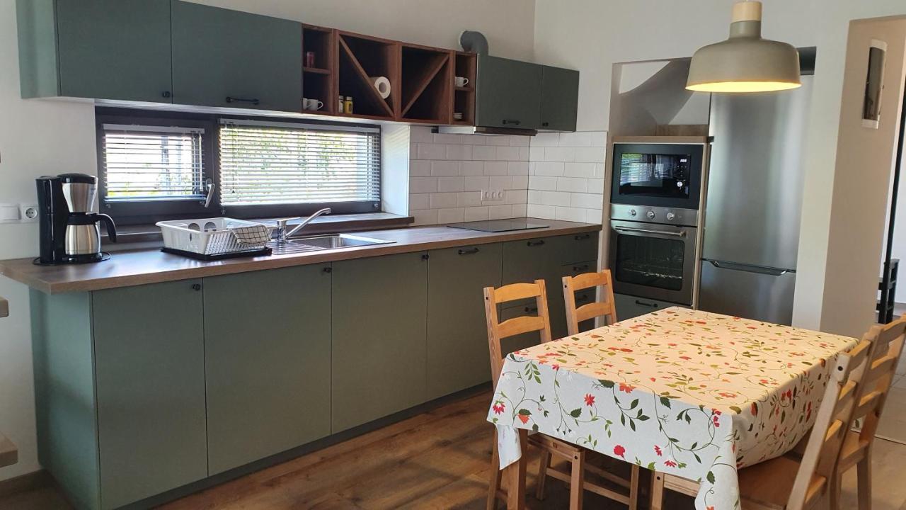 Relax Balaton Apartmanok Balatonfured Ngoại thất bức ảnh