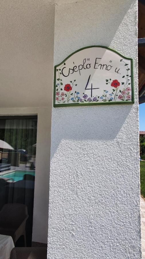 Relax Balaton Apartmanok Balatonfured Ngoại thất bức ảnh
