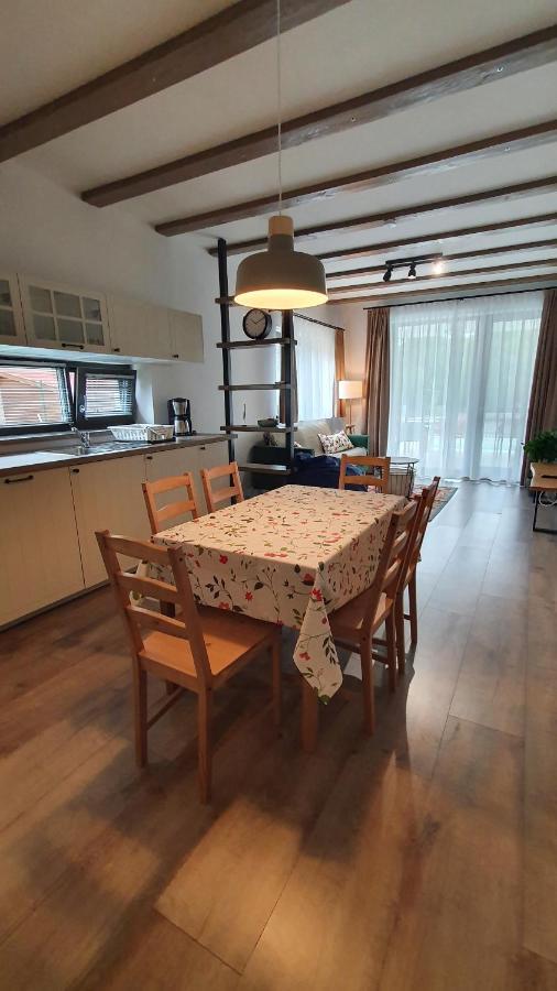 Relax Balaton Apartmanok Balatonfured Ngoại thất bức ảnh