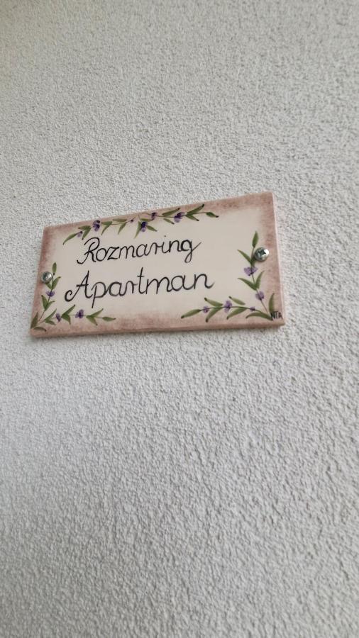 Relax Balaton Apartmanok Balatonfured Ngoại thất bức ảnh