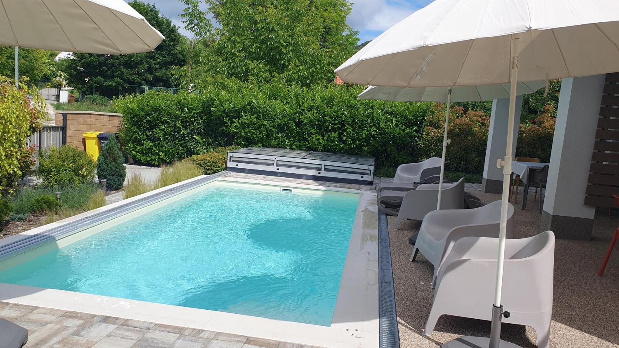 Relax Balaton Apartmanok Balatonfured Ngoại thất bức ảnh